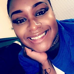 Meet your Posher, Brie